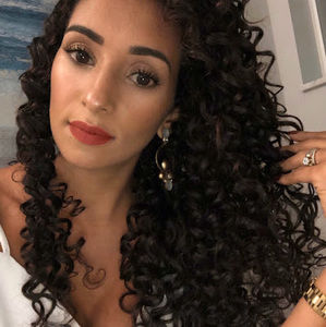 Meet your Posher, Rafaela